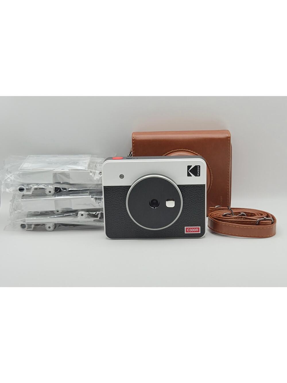Kodak C300R Instant Print Camera Tested W/ 6 Film Packs Case Strap Bundle